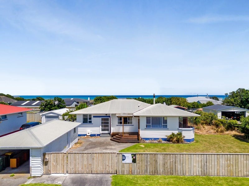 32 Dieffenbach Street, Opunake - Carousel 1