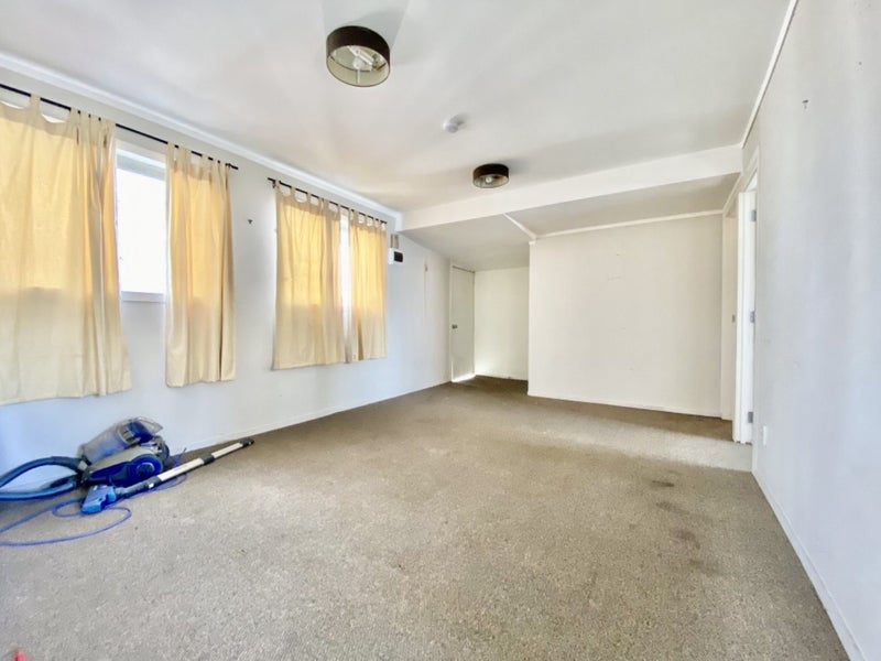 35 Israel Avenue, Clover Park, Auckland - Carousel 14