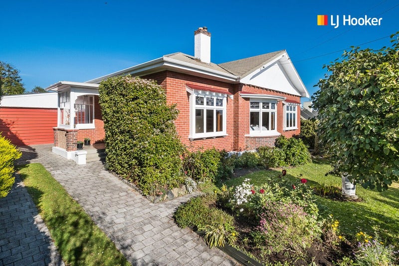 10 Oakland Street, Andersons Bay, Dunedin - Carousel 1
