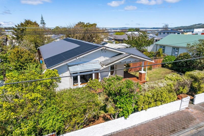 8 Valentine Street, Alicetown, Lower Hutt - Carousel 31