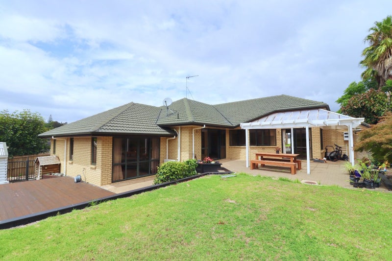 33 Annalong Road, Dannemora, Auckland - Carousel 2