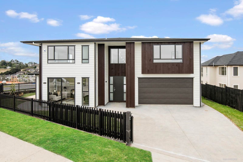 2 Paikea Street, Albany Heights, Auckland - Carousel 1