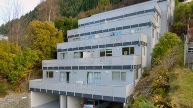 4/54B Fryer Street, Queenstown, Queenstown - Carousel 1