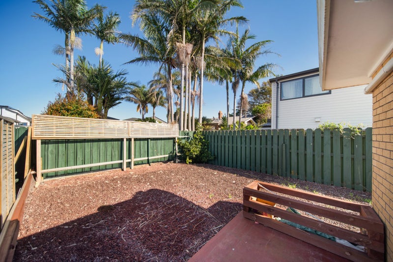 2/23 Watson Place, Papatoetoe, Auckland - Carousel 8