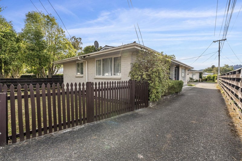 1/12 Wilford Street, Wallaceville, Upper Hutt - Carousel 2