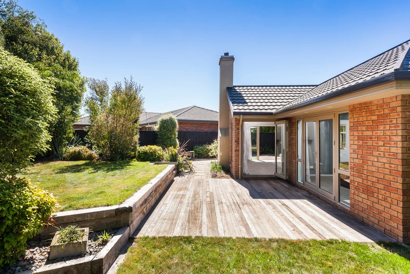 27 Puhara Avenue, Parklands, Christchurch - Carousel 1