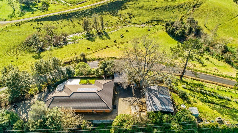 4 Morgan Road, Pukekohe East, Pukekohe - Carousel 1