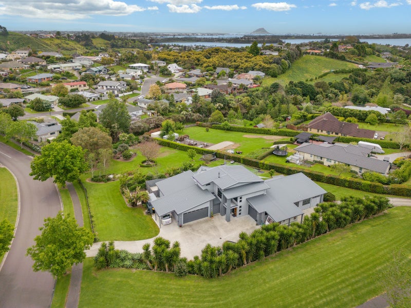 15 Riverstone Drive, Welcome Bay, Tauranga - Carousel 2