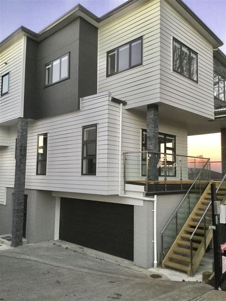 4223A Great North Rd, Glendene, Auckland - Carousel 1