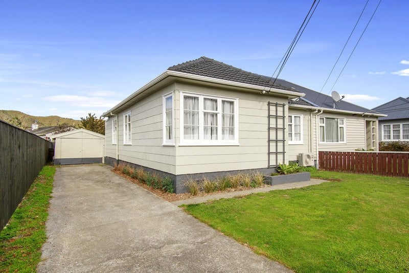 24 Churton Crescent, Taita, Lower Hutt - Carousel 1