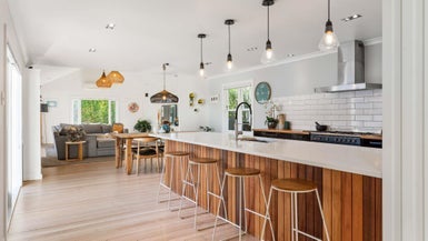 36 Coniston Avenue, Te Atatu South, Auckland - Carousel 1