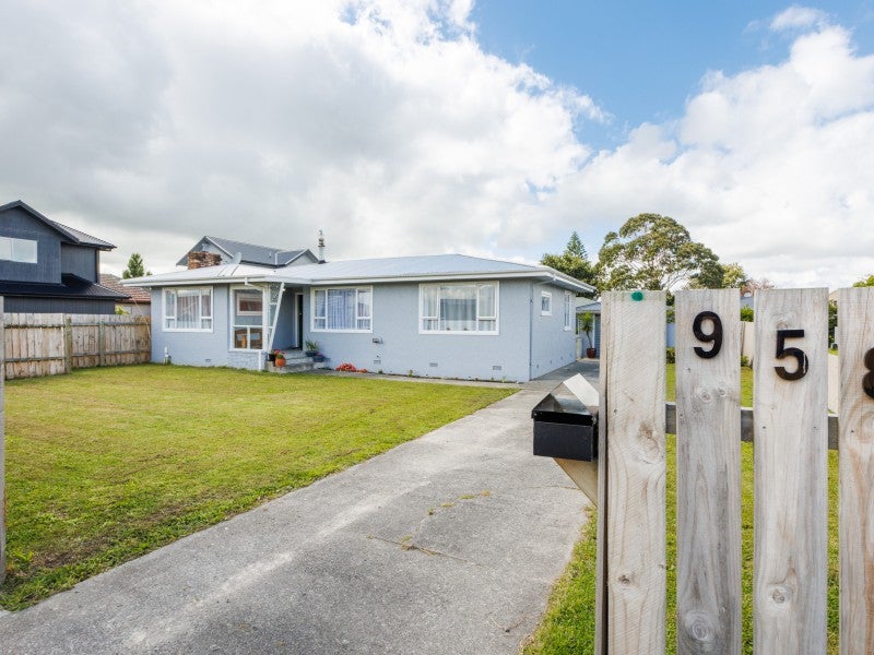 958 Tremaine Avenue, Roslyn, Palmerston North - Carousel 2