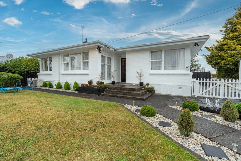 78 Bruce Avenue, Glenview, Hamilton - Carousel 19