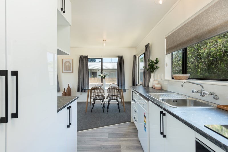 8A Solomon Street, Brookfield, Tauranga - Carousel 2