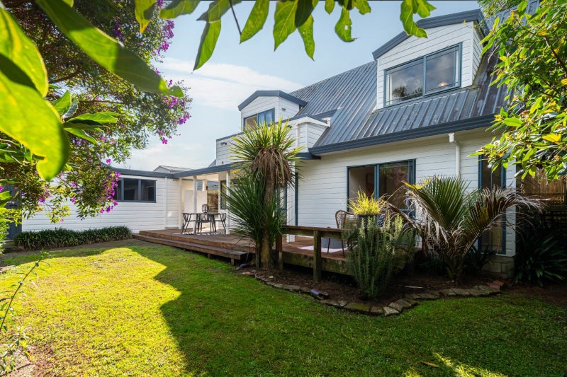 33 Collingwood Street, Judea, Tauranga - Carousel 1