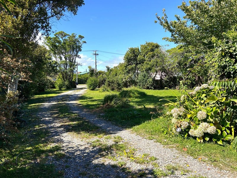 20 Doyle Street, Blaketown, Greymouth - Carousel 2