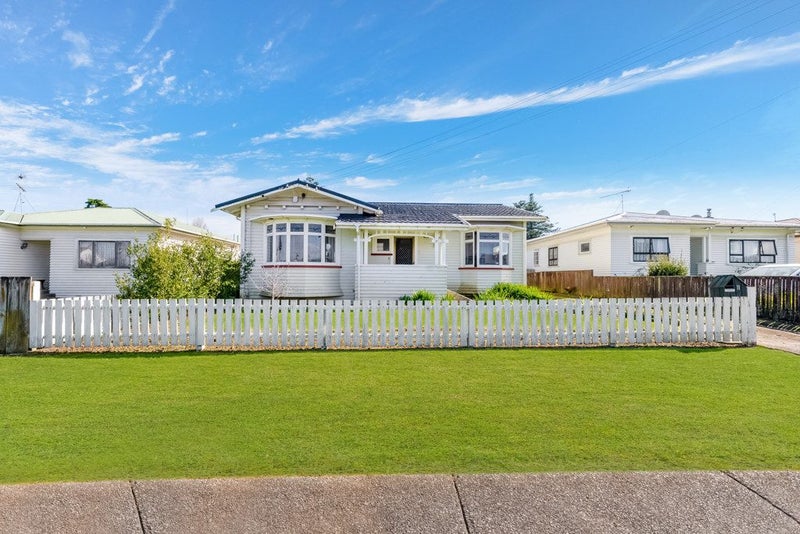 11 Jellicoe Street, Otahuhu, Auckland - Carousel 2