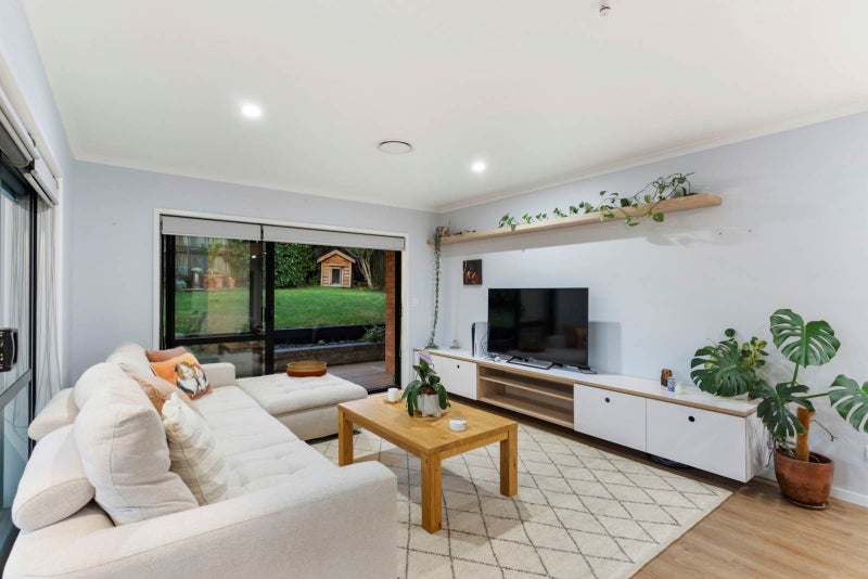 20A Murray Road, Te Atatu Peninsula, Auckland - Carousel 2