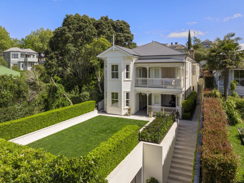 9 Winn Road, Freemans Bay, Auckland - Carousel 1