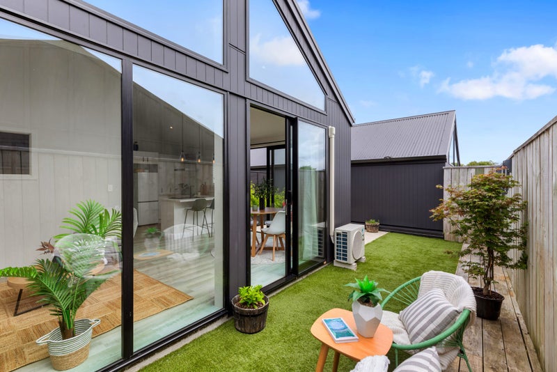 12 Manchester Way, Judea, Tauranga - Carousel 1