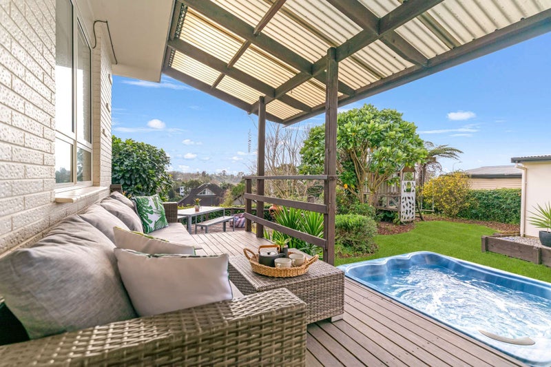 32 Woodford Avenue, Brookfield, Tauranga - Carousel 2