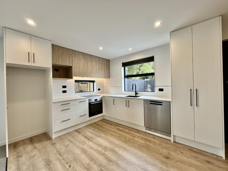 2/234 Wilsons Road, Waltham, Christchurch - Carousel 2