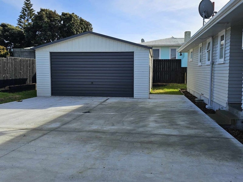 12 Titoki Street, Castlecliff, Whanganui - Carousel 12