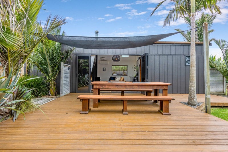 15A Barrett Road, Whalers Gate, New Plymouth - Carousel 1
