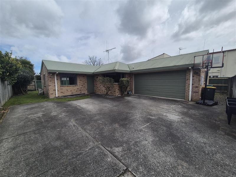 893A Heaphy Terrace, Claudelands, Hamilton - Carousel 1