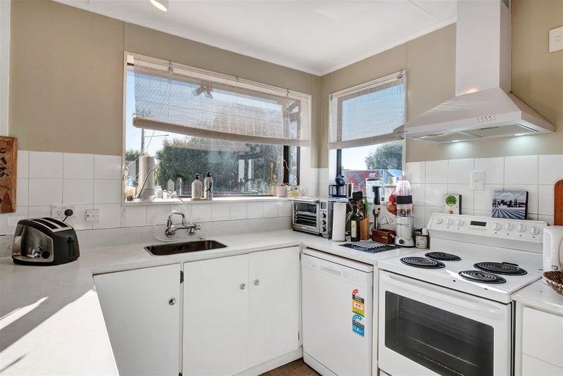 1/31 Green Street, Tahunanui, Nelson - Carousel 2