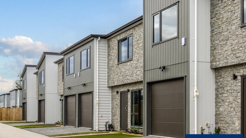 39 Alexander Avenue, Papatoetoe, Auckland - Carousel 1