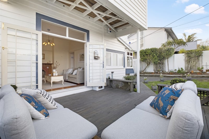 1/49 RAWENE RD, Birkenhead, North Shore City - Carousel 1