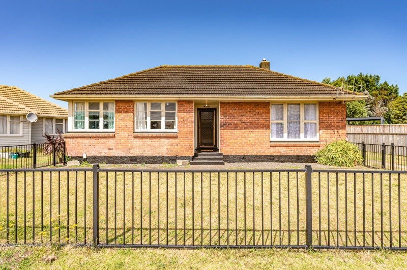 5 Deem Place, Tawhero, Whanganui - Carousel 1