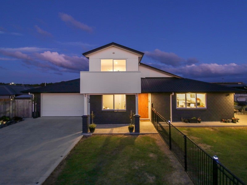 7 Story Street, Foxton Beach, Foxton - Carousel 2