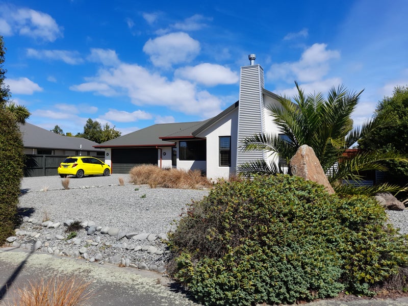 2 Nautilus Place, Spencerville, Christchurch - Carousel 1