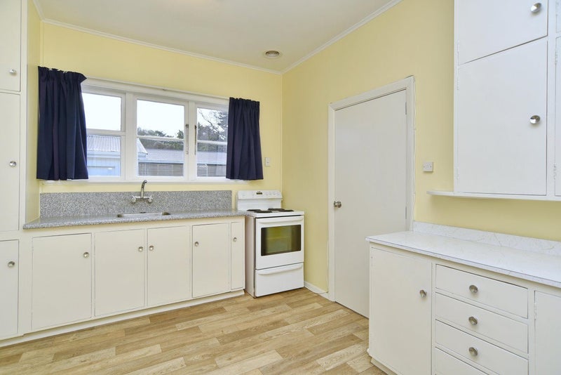 2/50 Radley Street, Woolston, Christchurch - Carousel 2