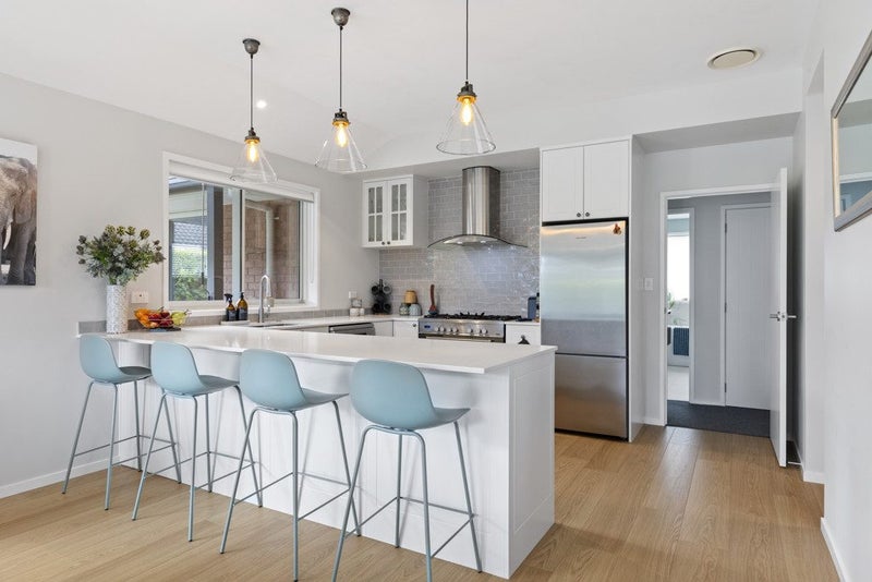 16 Searle Drive, Patumahoe, Pukekohe - Carousel 2