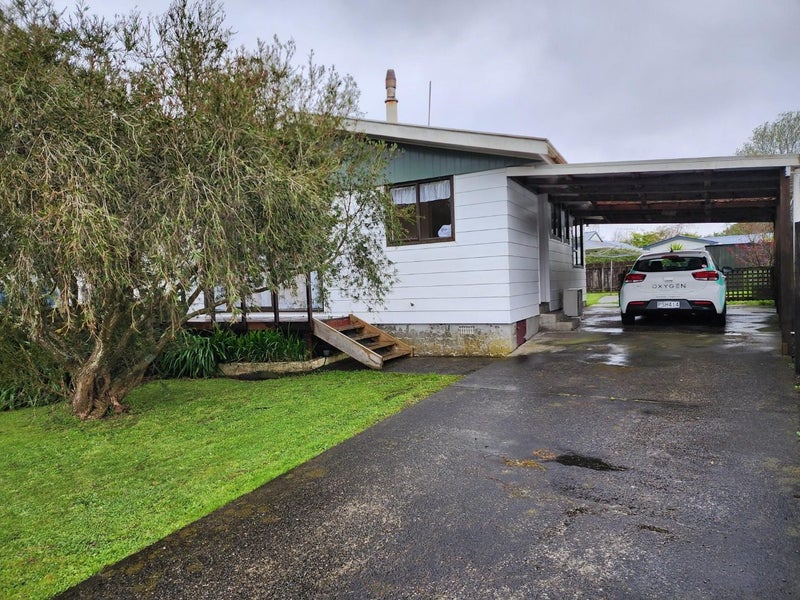 1 Jasper Grove, Birchville, Upper Hutt - Carousel 13