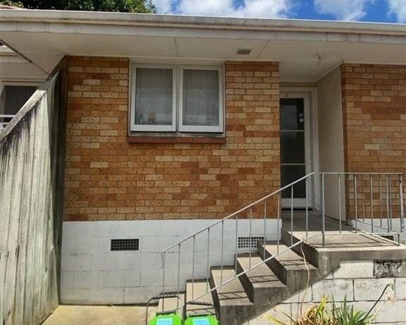 2/82 Huia Road, Papatoetoe, Auckland - Carousel 1