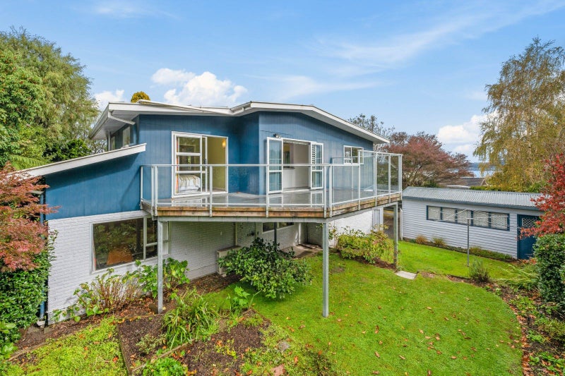 8 Kensington Place, Richmond Heights, Taupo - Carousel 2