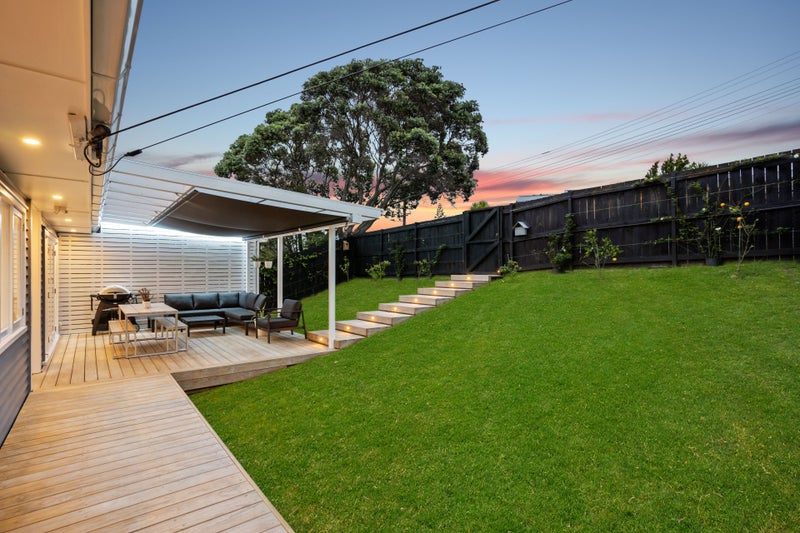 60 Taupo Street, Green Bay, Auckland - Carousel 2