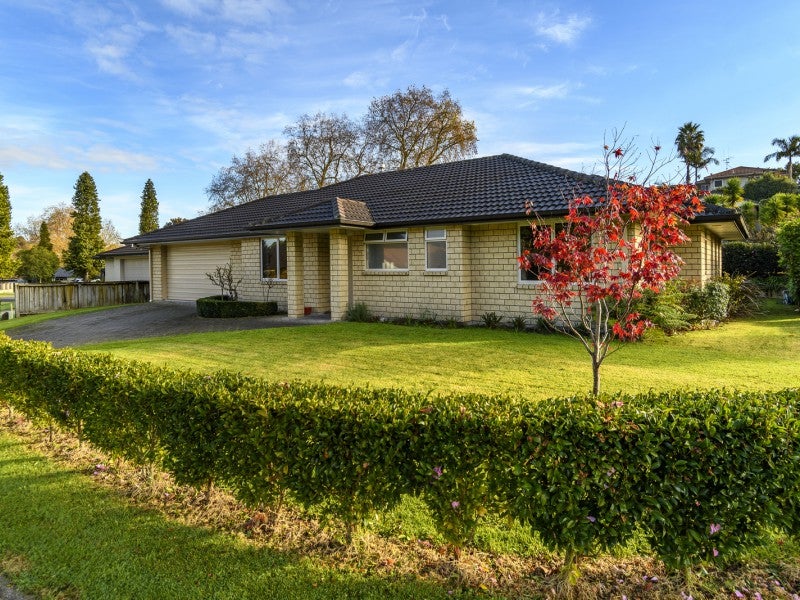 19 Edwin Grove, Bethlehem, Tauranga - Carousel 1