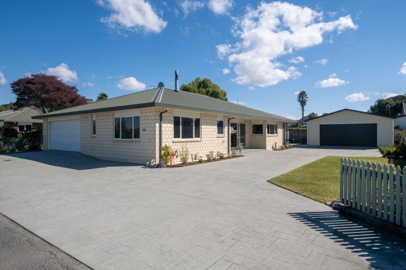 13A Grey Street, Bay View, Napier - Carousel 1