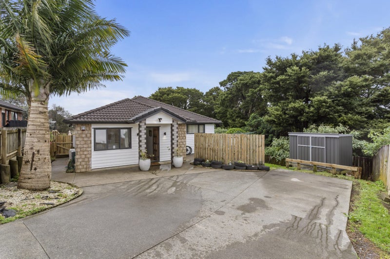 14 Richard Halse Drive, Manurewa, Auckland - Carousel 1
