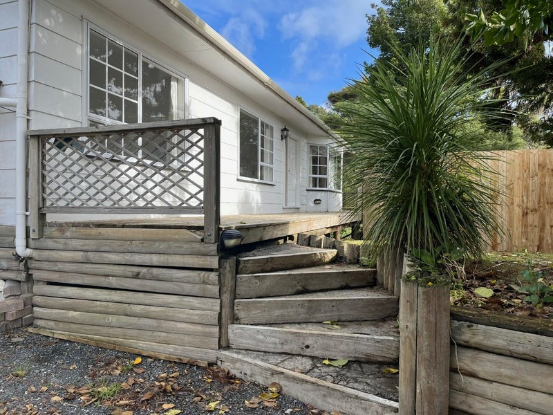 57 Gatman Street, Birkdale, Auckland - Carousel 1