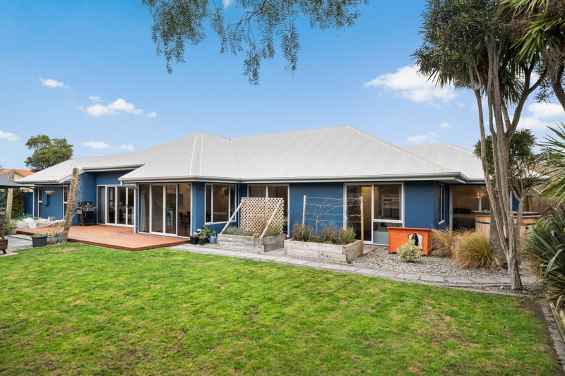 105 Kotuku Crescent, Woolston, Christchurch - Carousel 1