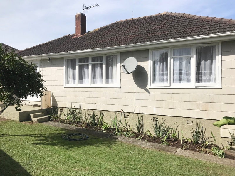 6 Inglewood Street, Wai o Taiki Bay, Auckland - Carousel 2
