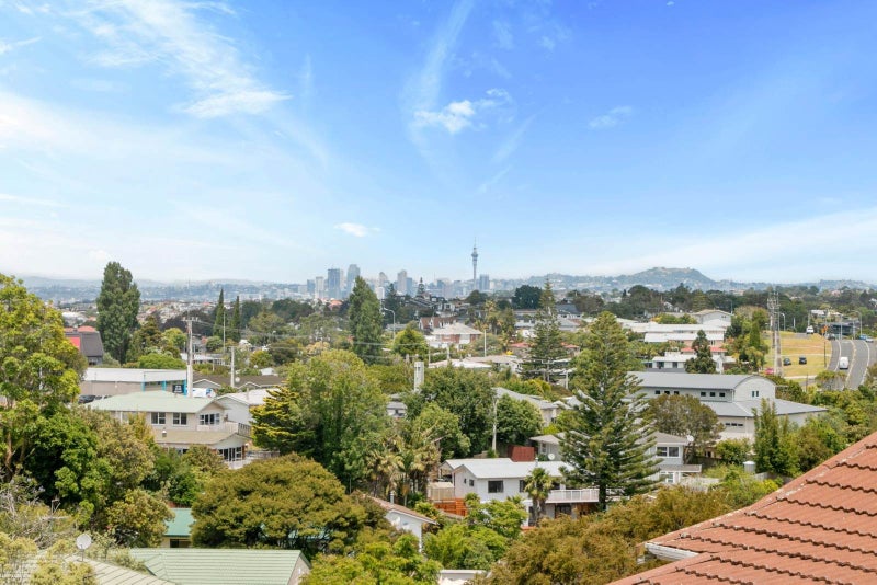 10A Glendhu Road, Bayview, Auckland - Carousel 2