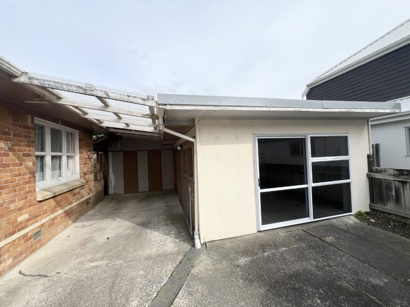 1 Scotland Place, Hillcrest, Hamilton - Carousel 15