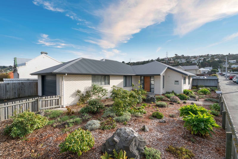 39 Law Street, Caversham, Dunedin - Carousel 20